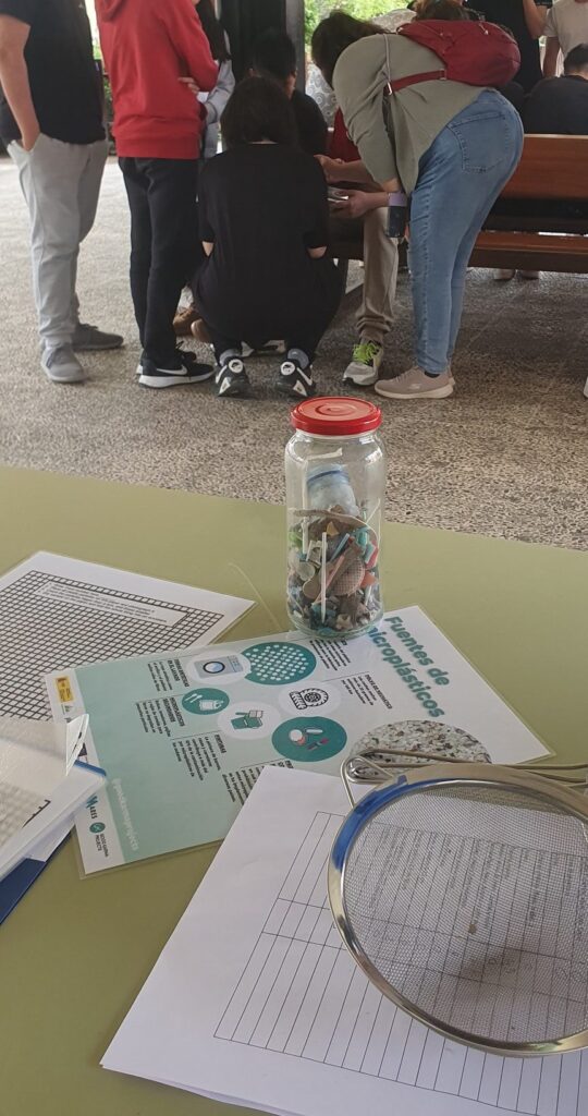 Alumnat de 3r d'ESO participa a l'acte de cloenda del projecte d'aprenentatge servei Joves x Clima