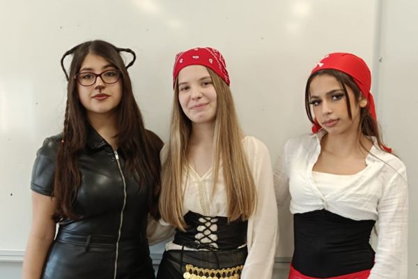 Celebració del Carnestoltes 2025 a l'Institut Narcisa Freixas i Cruells