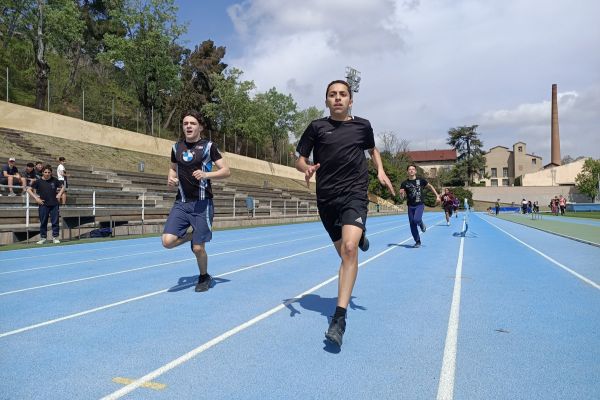 Alumnat de 3r a la Jornada Esportiva 2025.