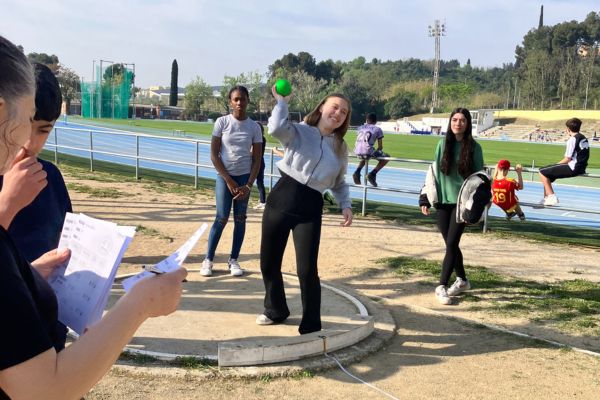 Alumnat de 1r a la Jornada Esportiva 2025.