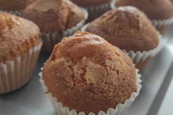 Les magdalenes i els croissants que han preparat l'alumnat de la SIEI.