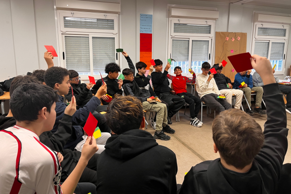 Un taller del projecte Sex is... del 2025