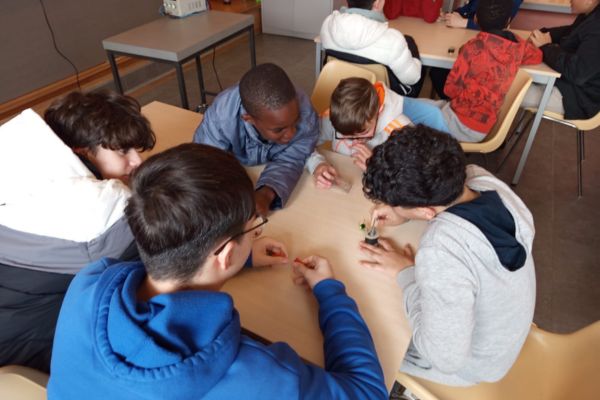 Alumnat de 2n ESO duen a terme un taller al MNACTEC