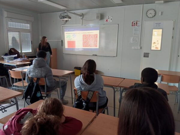 Xerrada de Maria Camanyes a l'institut