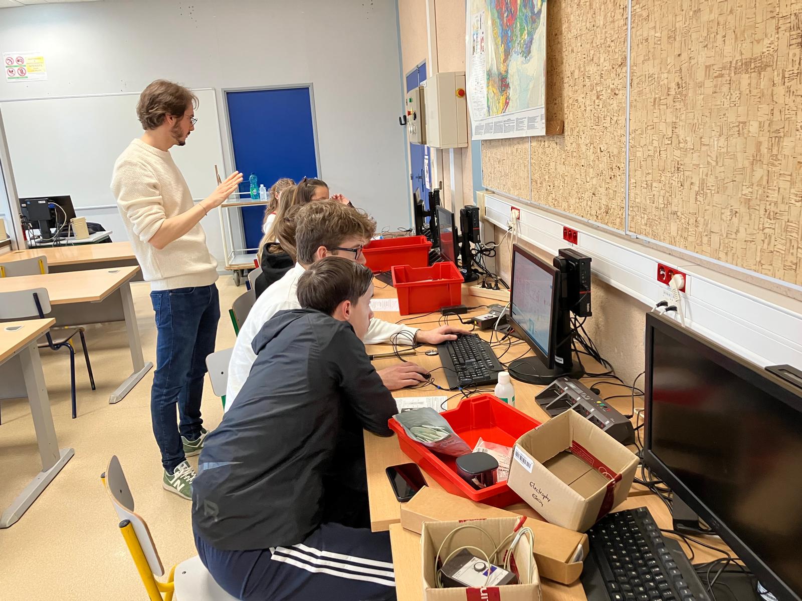 WhatsApp Image 2025-04-27 at 22.34.13