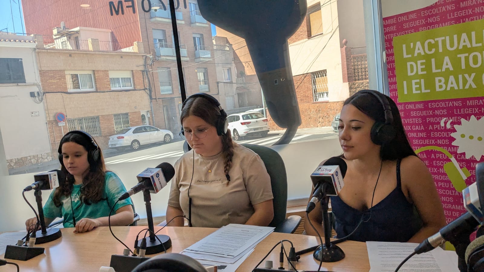 d3a6242a-f7c3-400a-bad6-08b22d943a28