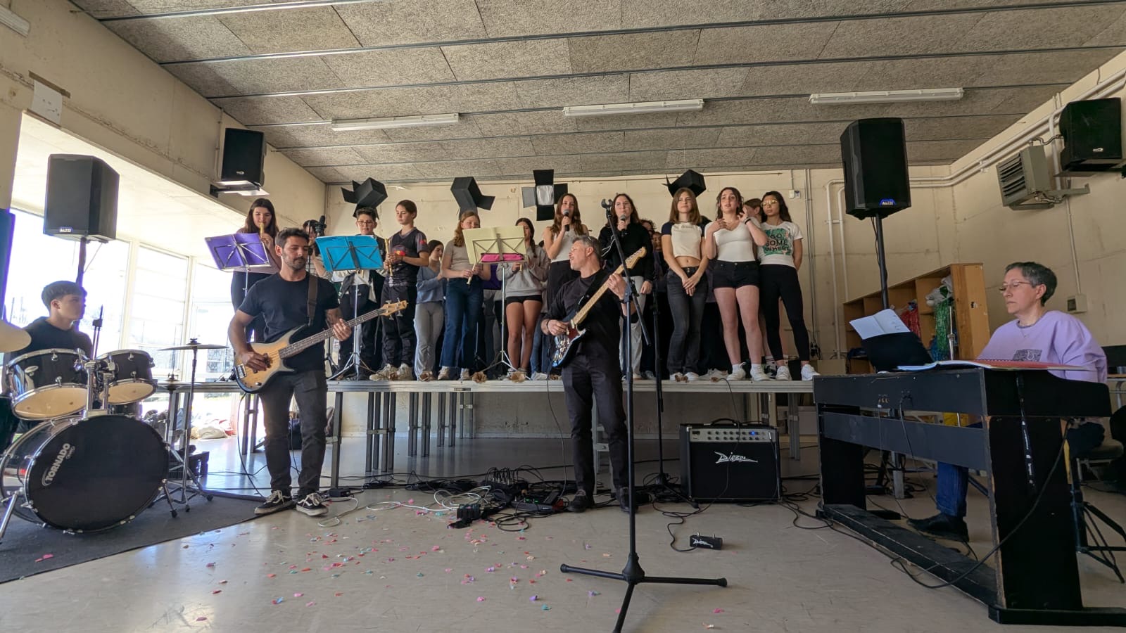 d6fecf18-4cc3-484b-93b7-4de463e23e9e