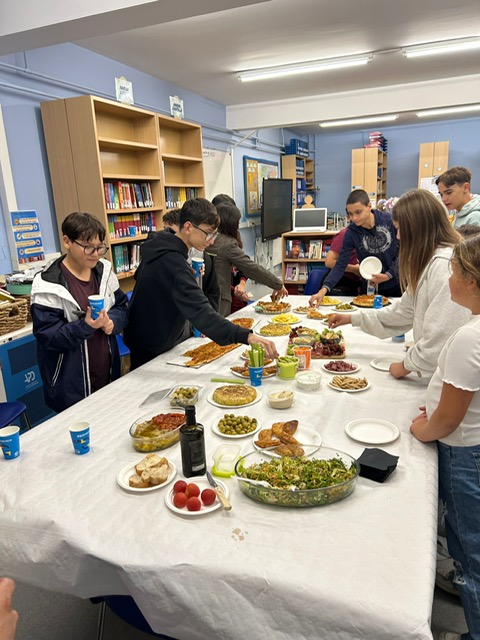 d748b5de-fb36-4a92-8f16-6778498d7746