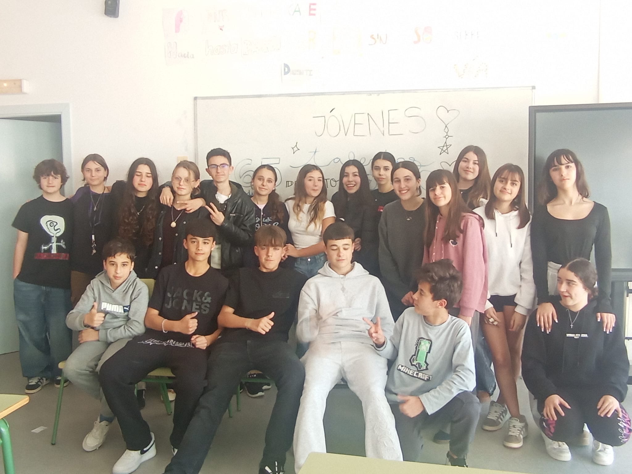 27bdd770-1c55-4c41-b8e8-be4e9bfefabc