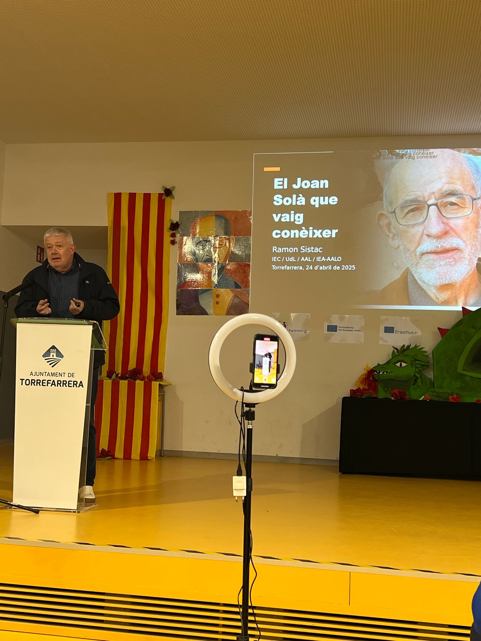 El professor Ramon Sistac ha parlat sobre Joan Solà. 