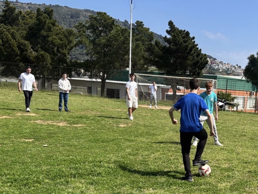 7b93878e-fedf-42f9-877d-1a0b2372ce2e