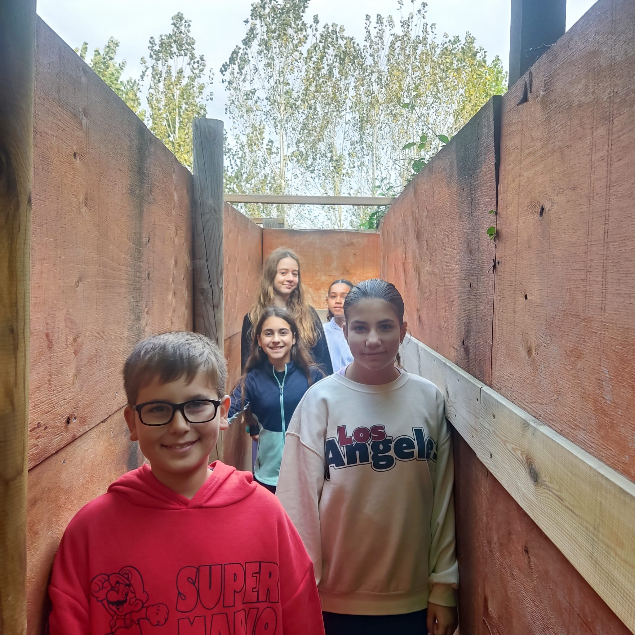 WhatsApp Image 2024-10-25 at 12.00.38