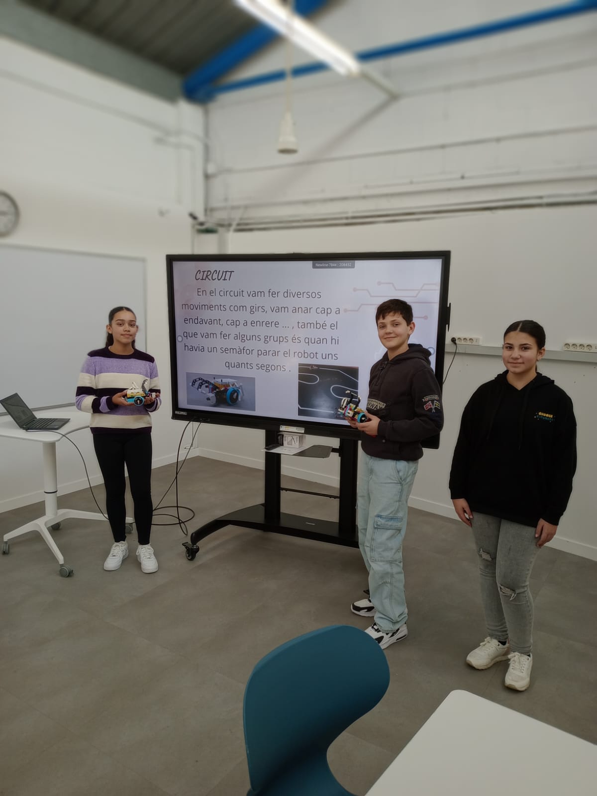 WhatsApp Image 2025-01-14 at 16.28.44