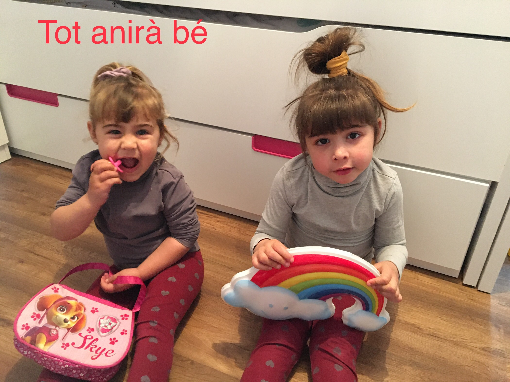 Ana de 2 anys i Irina de P3
