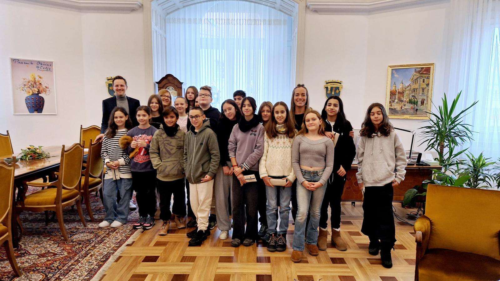 WhatsApp Image 2024-11-18 at 20.03.41 (3)