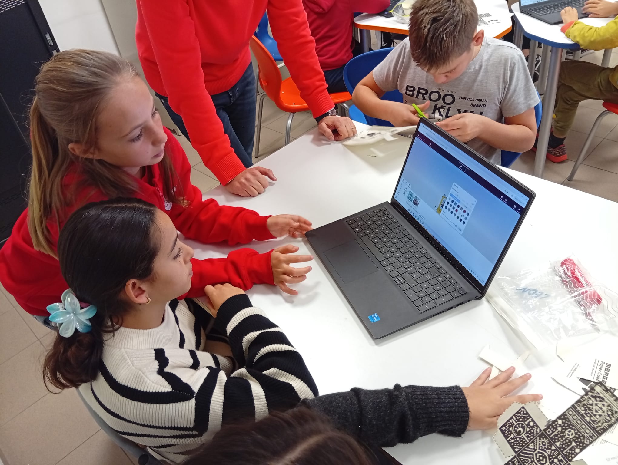 WhatsApp Image 2025-11-12 at 23.41.15 (2)