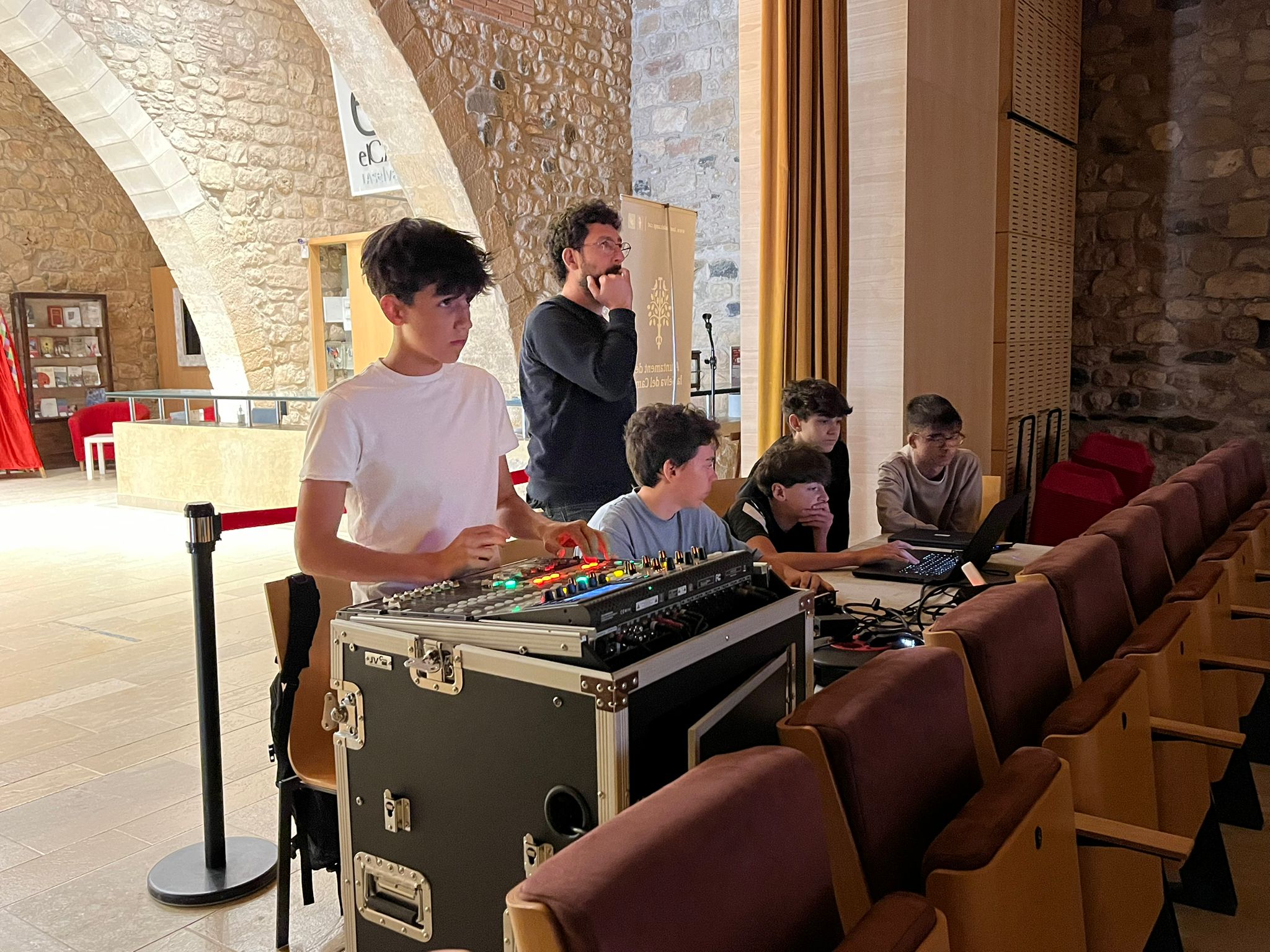 WhatsApp Image 2025-05-07 at 15.12.45