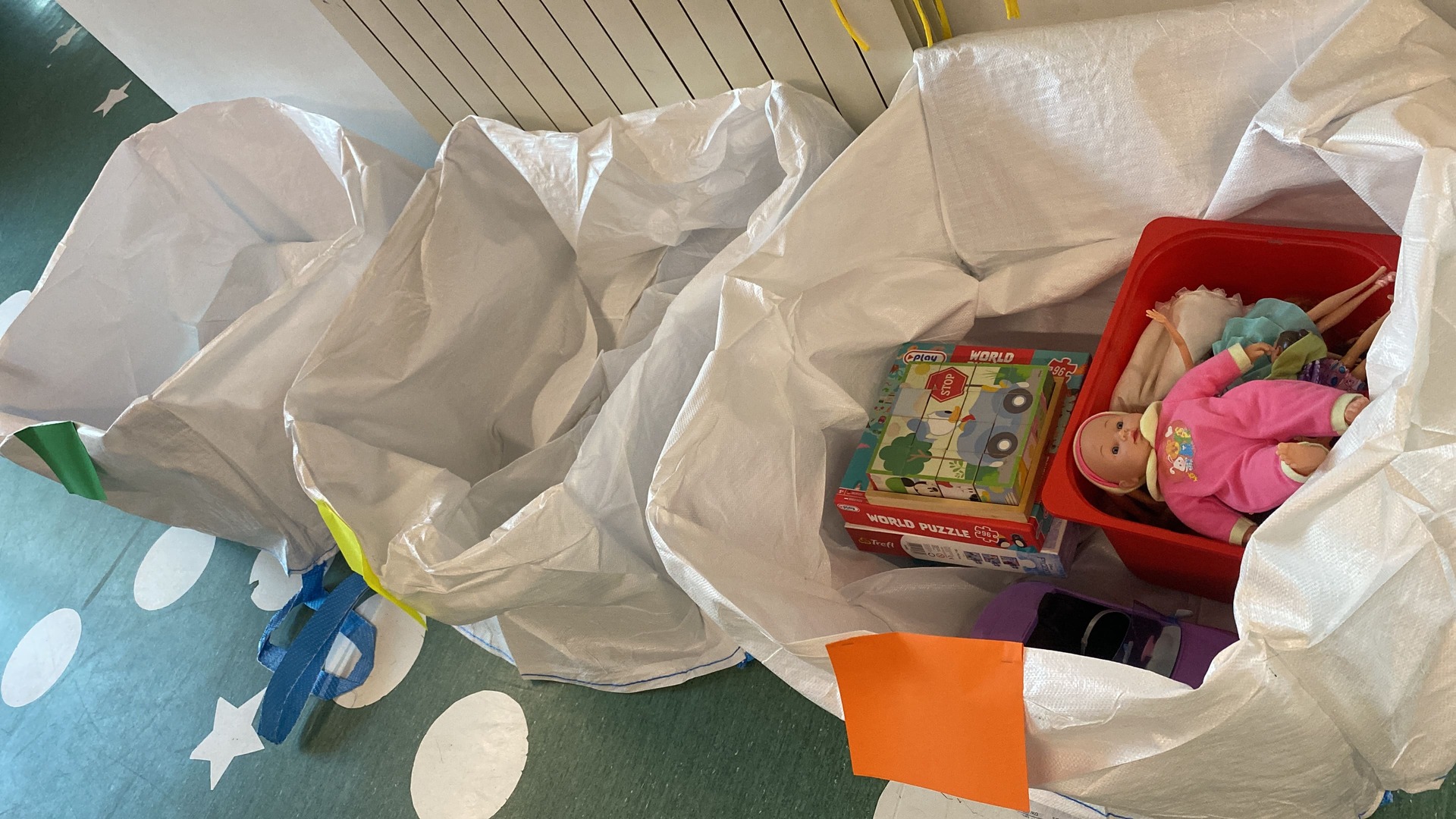 31764564-3564-439E-B0C0-64BAFBFB9402