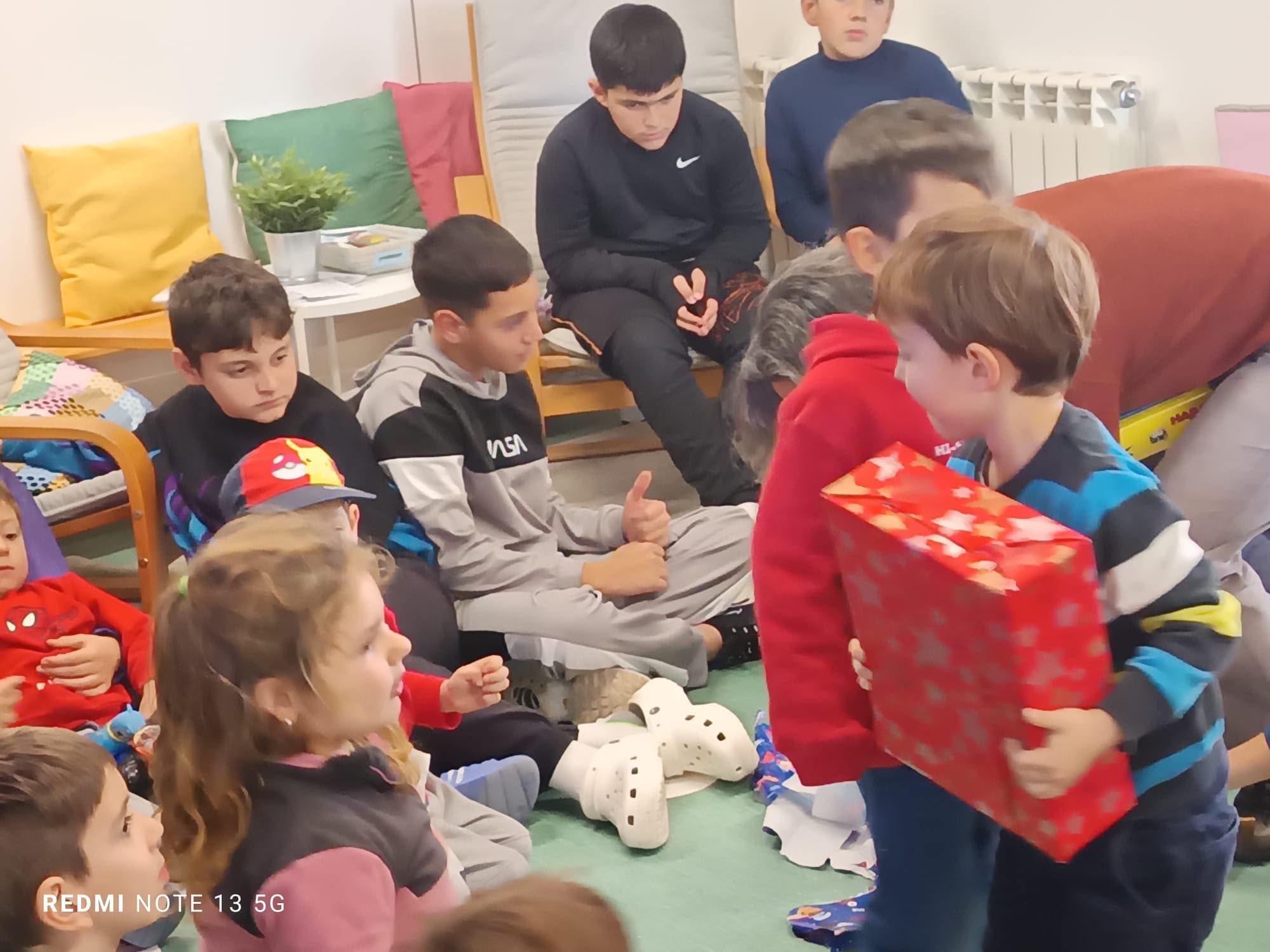 e7348ddb-b32a-4fd8-bbc4-f5e49ff278cf