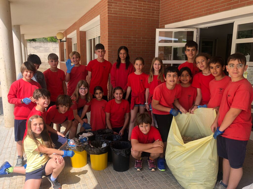 Jornada de neteja de l’escola i el seu entorn