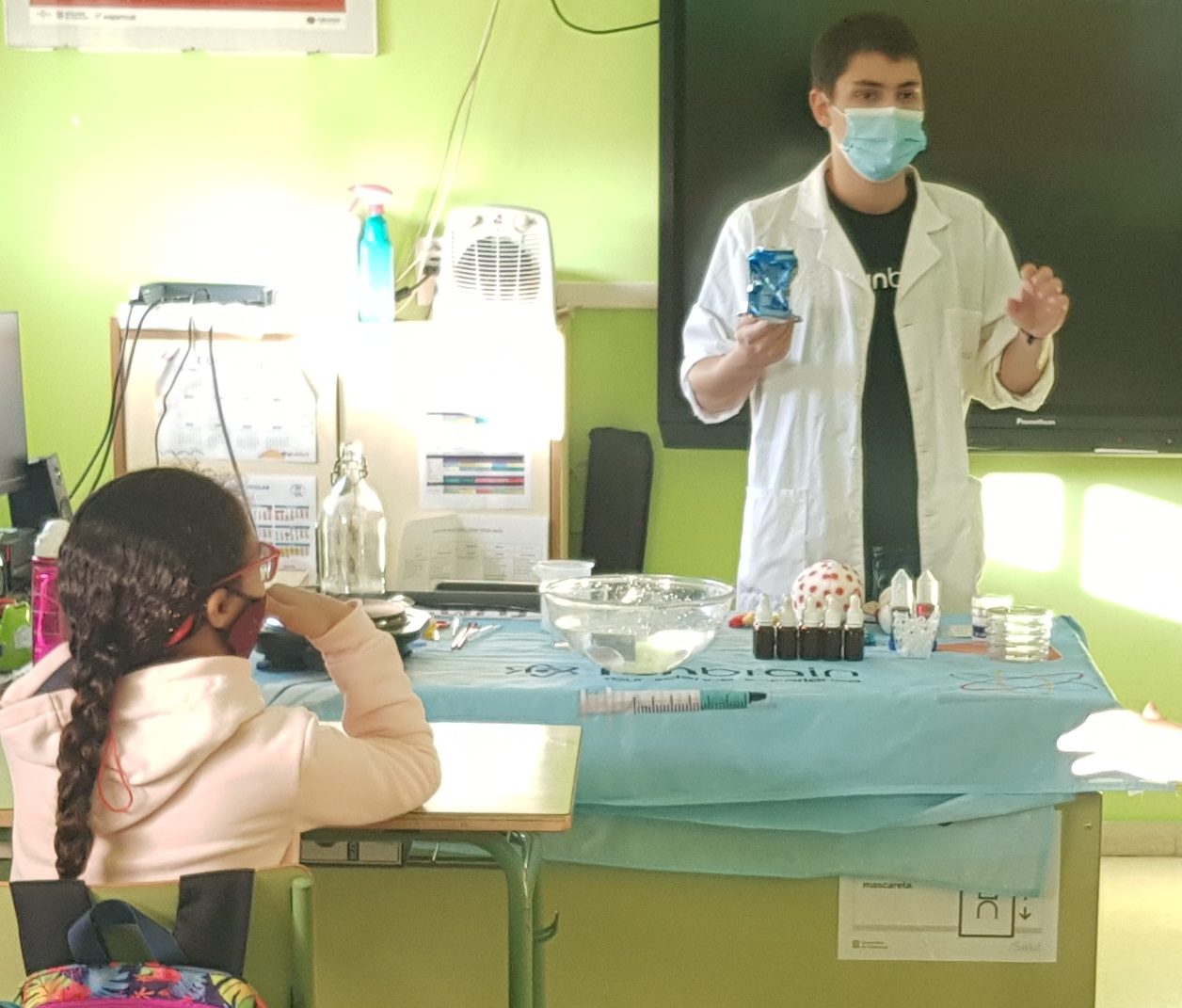 A la recerca del món!!