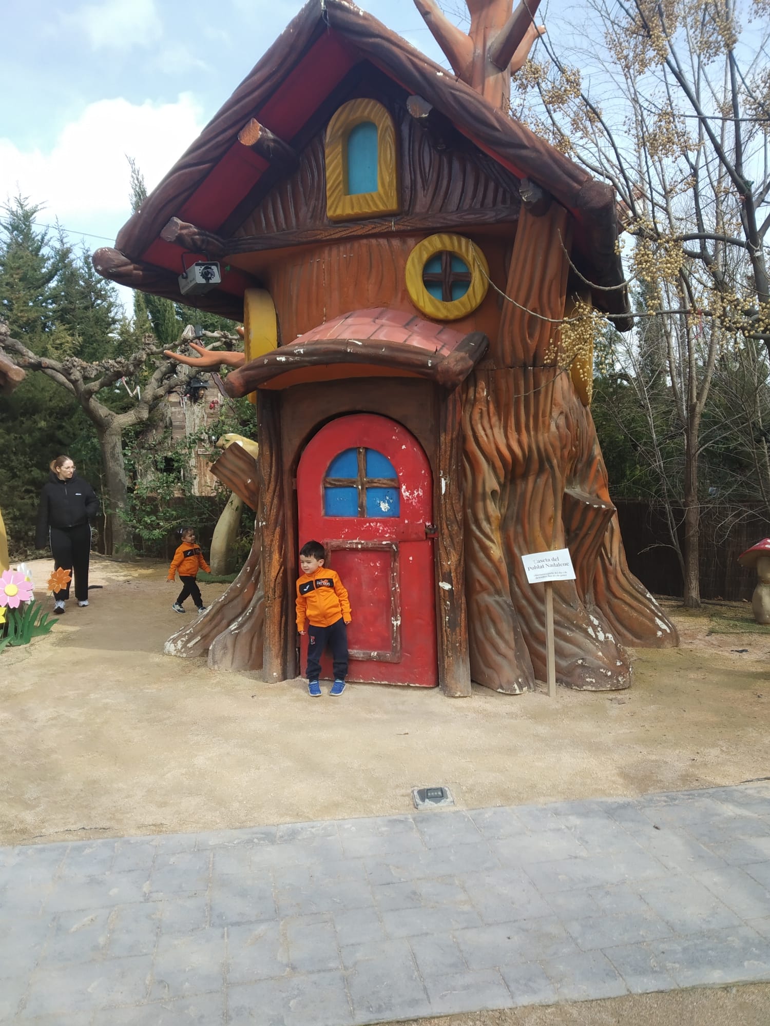 2c901f9e-cd7d-4a87-9cee-2bb75807006c