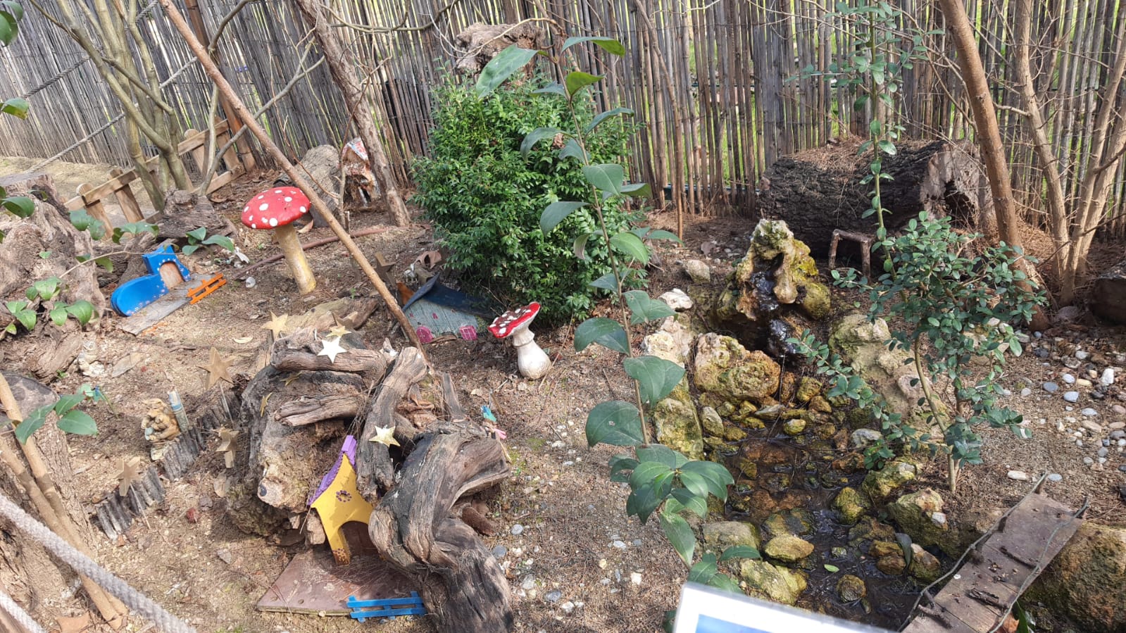 ad996517-b48c-4aae-a0d4-409b542577fa