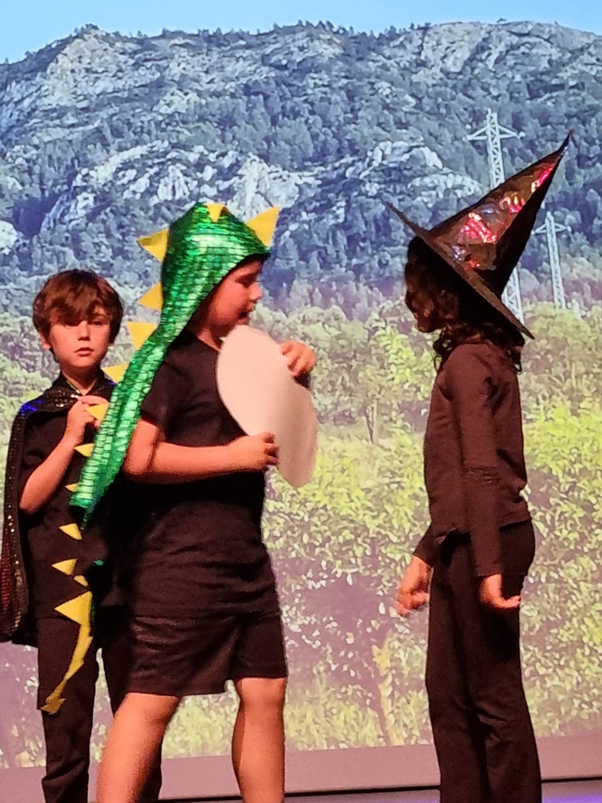 4e6ca3a3-3f08-4e38-a688-ee9190c9d56e