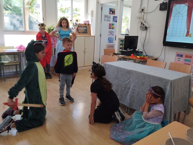 Representació del teatre de Sant Jordi